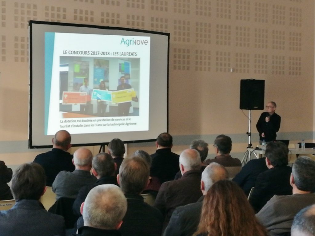 les élus durant la présentation du programme Agrinove Crédit photo : SMDEN